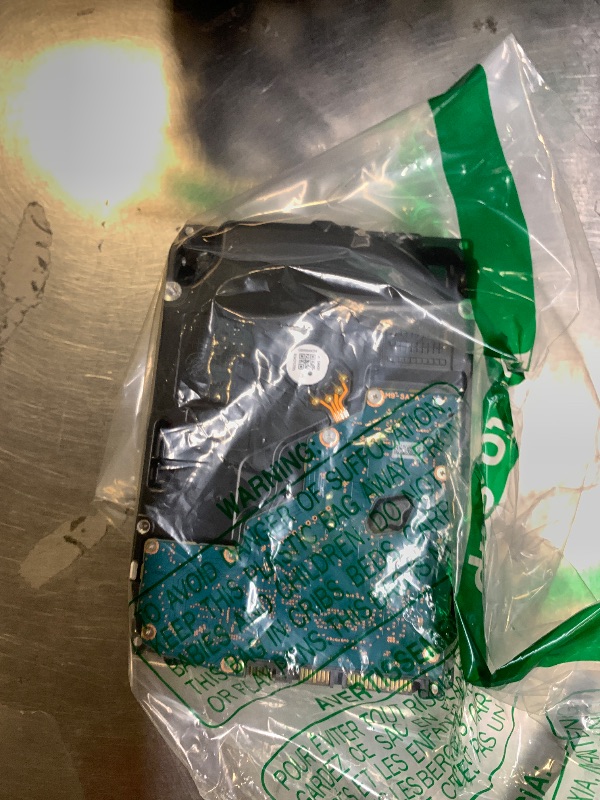 Photo 1 of TOSHIBA MG09 Internal Hard Drive 3.5" Serial ATA III 14 TB 7200 RPM