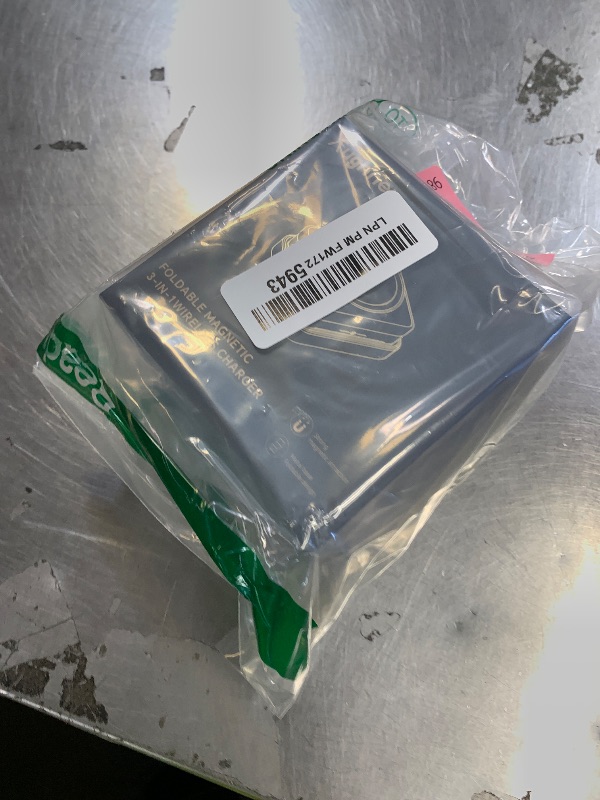 Photo 1 of ?2026 Upgraded?Wireless Charger 3 in 1, Foldable Wireless Charging Station with Light for Apple MagSafe Charger, Travel Magnetic Charger for iPhone 17/16/15/14/13/12 Apple Watch AirPods (20W Adapter)