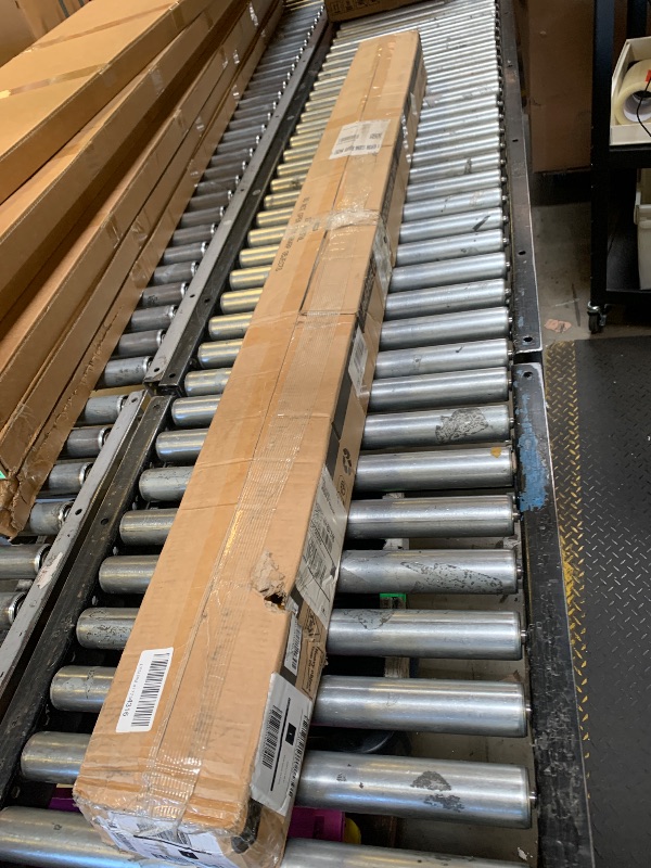 Photo 1 of 1-Pack Rubber Parking Curb, 72 Inch Heavy Duty Rubber Wheel Stops, 55000 LBS Capacity Parking Stopper with Reflective Stripes, Garage Parking Floor Stop for Vehicles Truck Driveway
