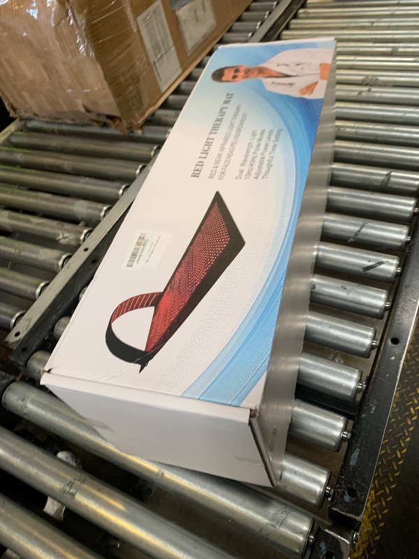 Photo 1 of 2026 Upgraded Red Light Therapy for Body,4 Modes Full Body Pain Relief,Large Size Dual-Wave LEDs(660nm&850nm),5-Level Intensity,10–90 Min Timer,Infrared Light Therapy Device for Home Use,Black