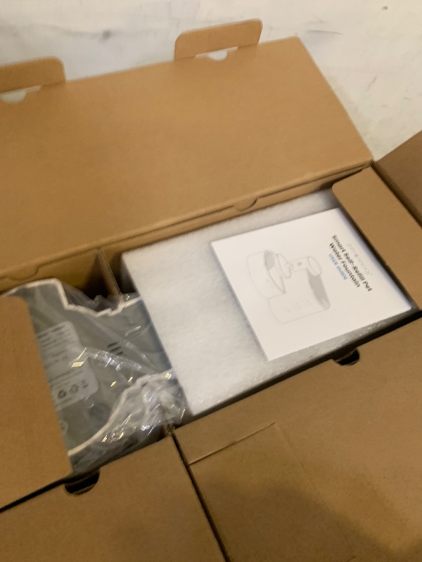 Photo 1 of *****NONFUNCTIONAL, FOR PARTS ONLY******
Petgravity Smart Cat Water Dispenser - Stainless Steel Water Bowl, Self-Refill Cat Water Fountain Automatic Water Dispenser for Cats & Small Dogs, 3.5L/118.4oz