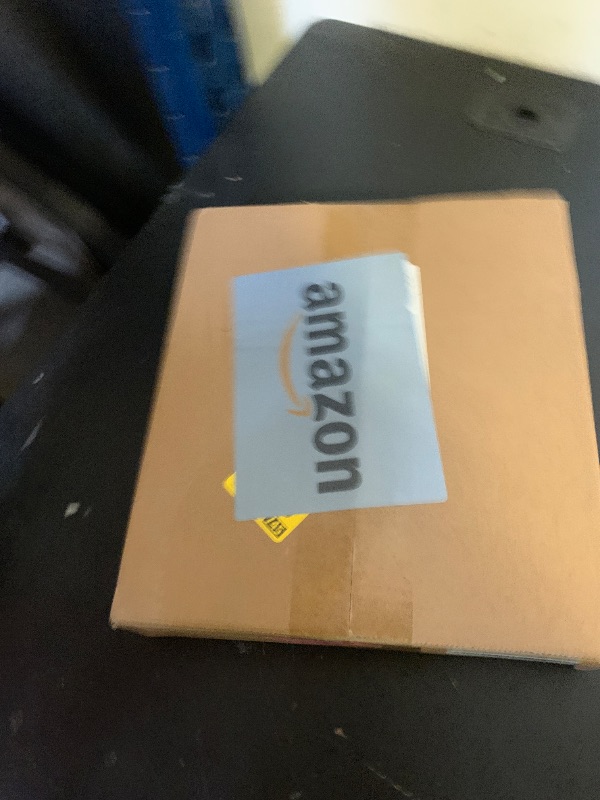 Photo 1 of 108pcs Roses Head Flowers with Stem - Emerald Green Gold Artificial Flowers Rose Bulk - Silk Rose Fake Flower for Wedding Bouquet Decor DIY Baby Shower Centerpieces St Patrick's Day Decoration