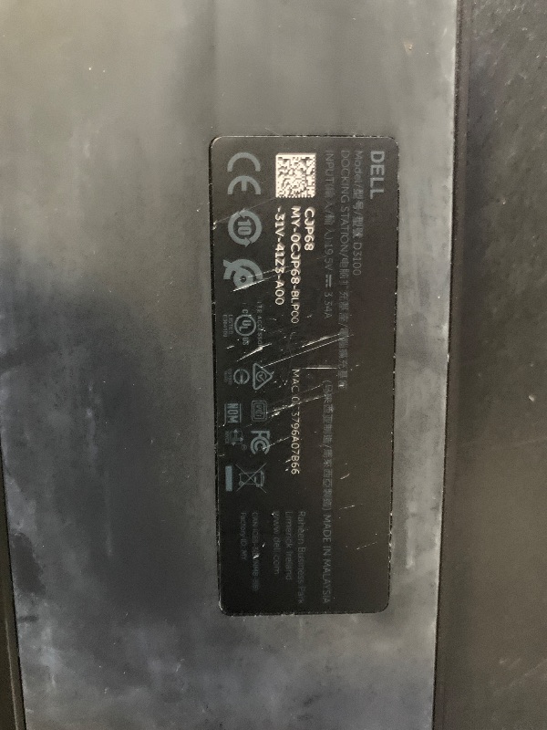 Photo 1 of Dell USB 3.0 Ultra HD/4K Triple Display Docking Station (D3100), Black