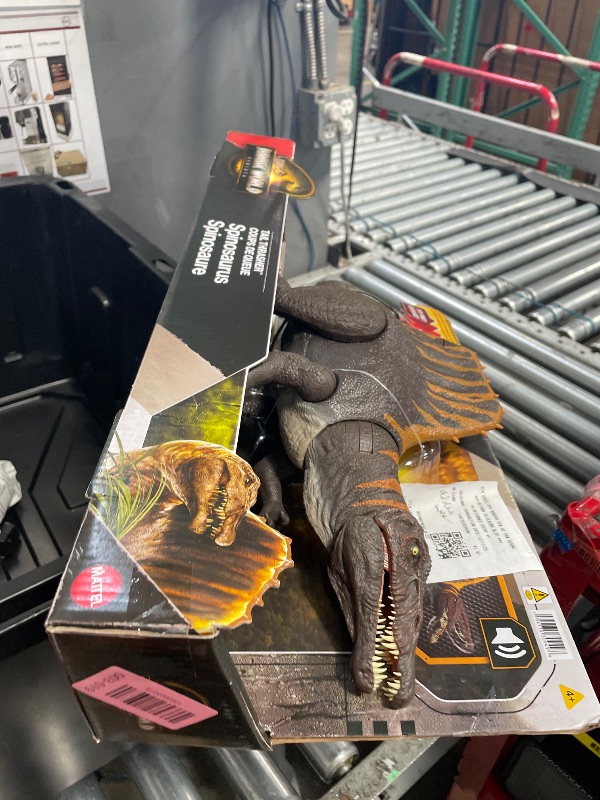 Photo 1 of ***(MINOR DAMAGE/ SEE NOTES FOR DETAILS)***Mattel Jurassic World Rebirth Dinosaur Toy, Tail Thrasher Spinosaurus Action Figure with 2 Attack Moves, Movie-Accurate & Posable, Digital Play