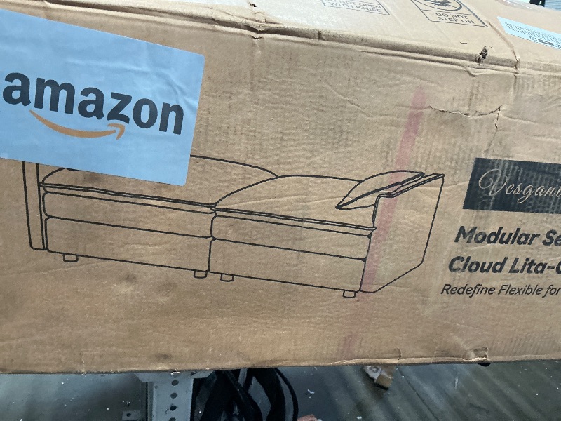 Photo 1 of ****Not complete set*****

Vesgantti 108" U Shaped Sectional Couch, Deep Seat Cloud Modular Sectional Sofa with 2 Ottoman, Modern Chenille Cloud Sofa Height Adjustable for Living Room, Bedroom and Apartment, Blue