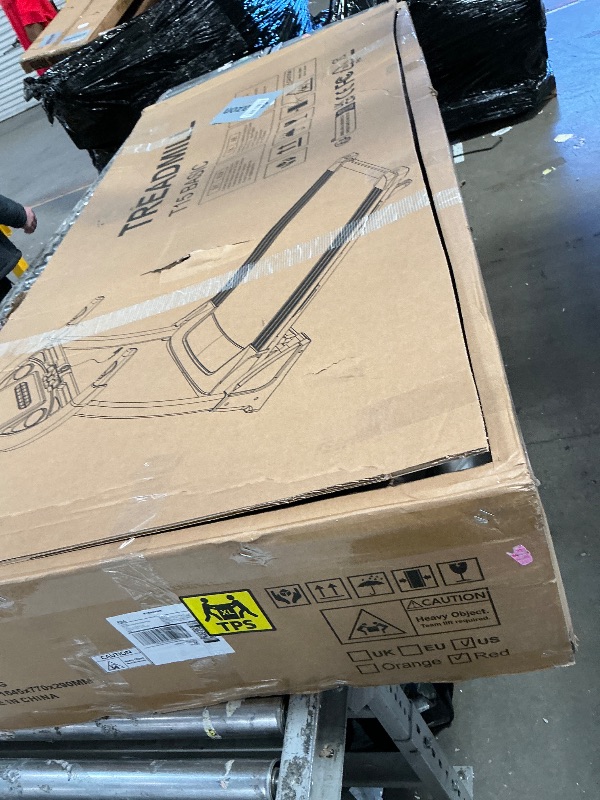 Photo 1 of **********MISSING SOME CONNECTORS NEEDED TO WORK*************

THERUN Incline Treadmill, Treadmills for Running and Walking, 300 lbs Weight Capacity Folding Treadmill with 0-15% Auto Incline, Wide Belt, 3.5HP, App, Heart Rate, Red