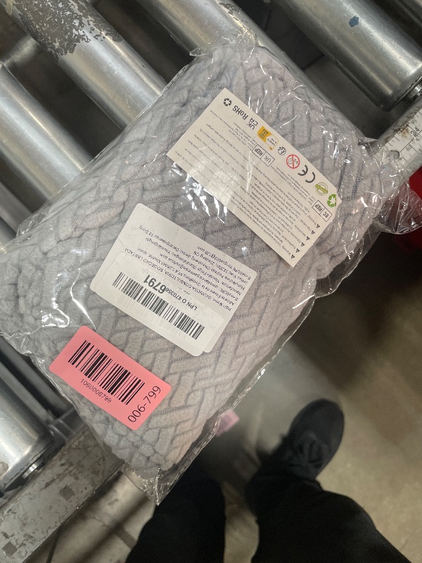 Photo 1 of 1 pcs Elastic Dining Chair Cover-Household Essentials - Stretch Fabric Furniture Protector, Washable Anti-Slip Chair Slipcover for Dining Room, Household Essentials for Home/Party/Events (Medium Gray)