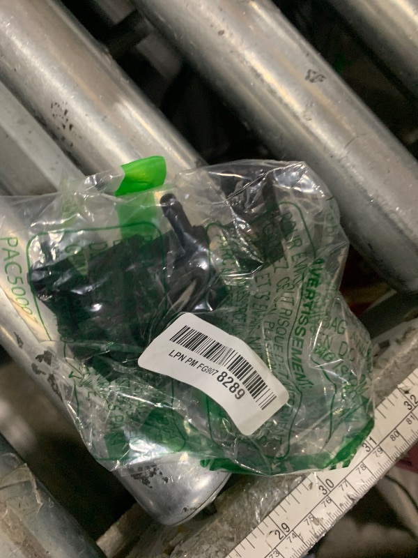 Photo 1 of 11657599547 Turbo Boost Solenoid Valve Fits for Mini Cooper Countryman Paceman 2007-2015, Replace 11657599547 11657566781 11657552946 Pressure Converter