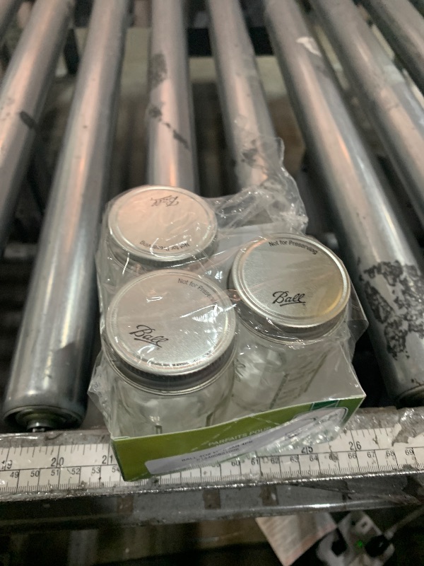 Photo 1 of *MISSING 1* Mini Jar Mini Mth4oz 4pk