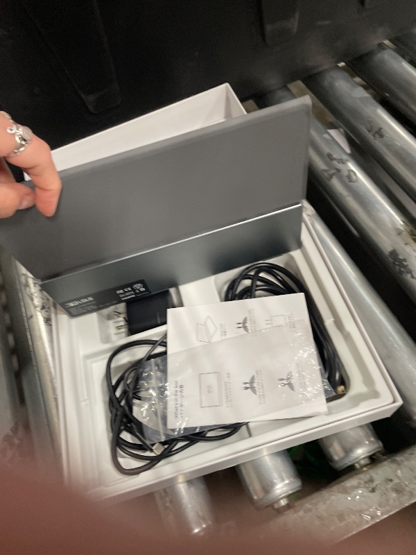 Photo 1 of 10.5''Portable Monitor for latop ,2K FHD 60HZ Laptop Monitor Screen,USB-C and HDMI Inputs, Ultra-Slim IPS Panel with HDR and Premium Smart Cover & Speakers for Laptop,PC,Phone,PS4/5,Switch,Mac,Xbox