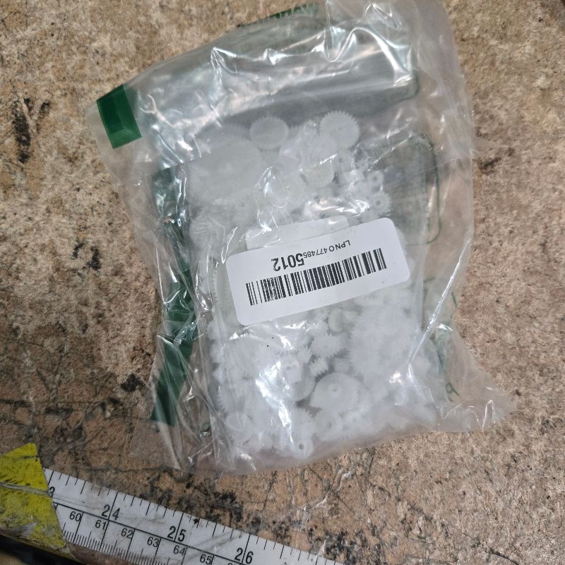 Photo 1 of 200PCS Module 0.5 Plastic Gear Single Gear Spindle Gear Small Motor Gears for DC Motor RC Car Robot DIY Model Toy Parts (White)