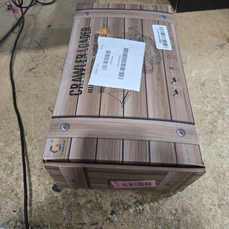 Photo 1 of ***(MISSING PARTS)***TOUCAN RC HOBBY 1/50 RC Electric Lifting Tracked Loader LR636 2.4G Construction Vehicle Metal Bucket Tracks Ripper RTR Model Light Sound Battery for Adult