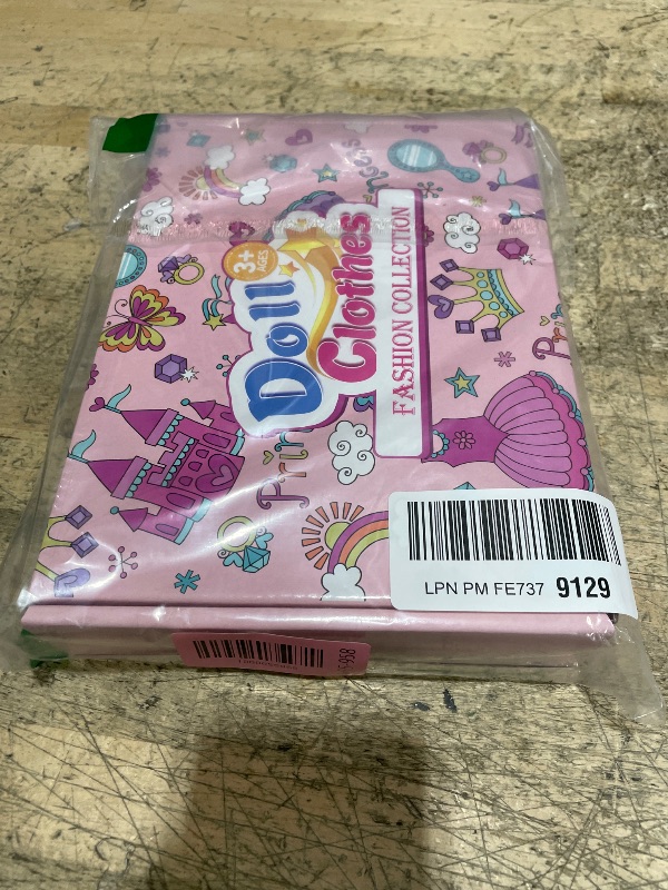 Photo 1 of ?195 Pcs Doll Clothes and Accessories Kit, Include Princess Gowns, Fashion Skirt, Slip Dresses, Tops, Pants, Bikini Swimsuits, Shoes, Crowns, Necklaces, Glasses, Hangers in Gift Box for 11"-12" Dolls