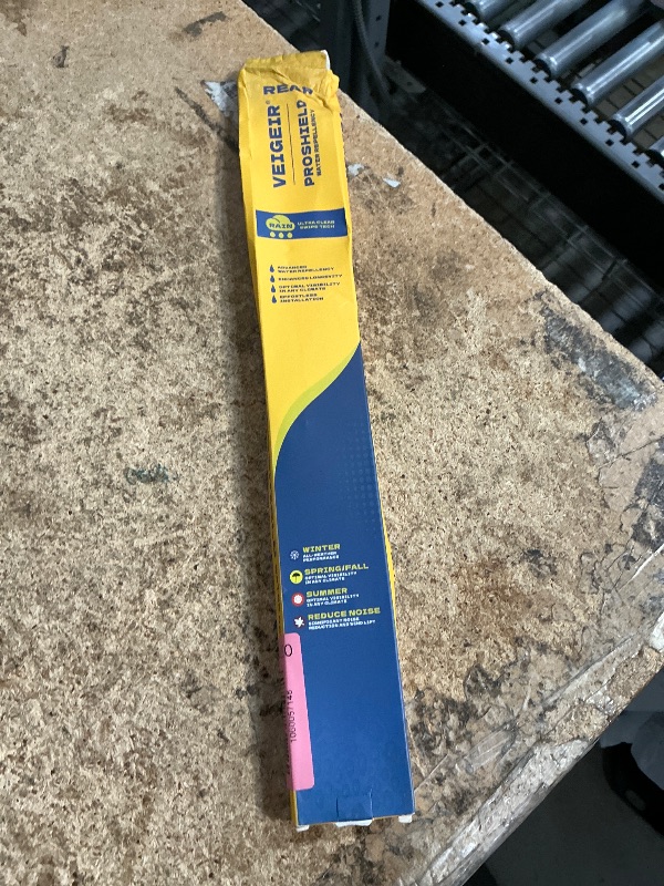 Photo 1 of 13" Rear Wiper Blade Compatible with Volkswagen Tiguan 2009-2015,Touareg 2004-2010,Rabbit 2006-2009,Golf 2010-2014,Jetta 2009-2014 Back Window Wiper blades A330H