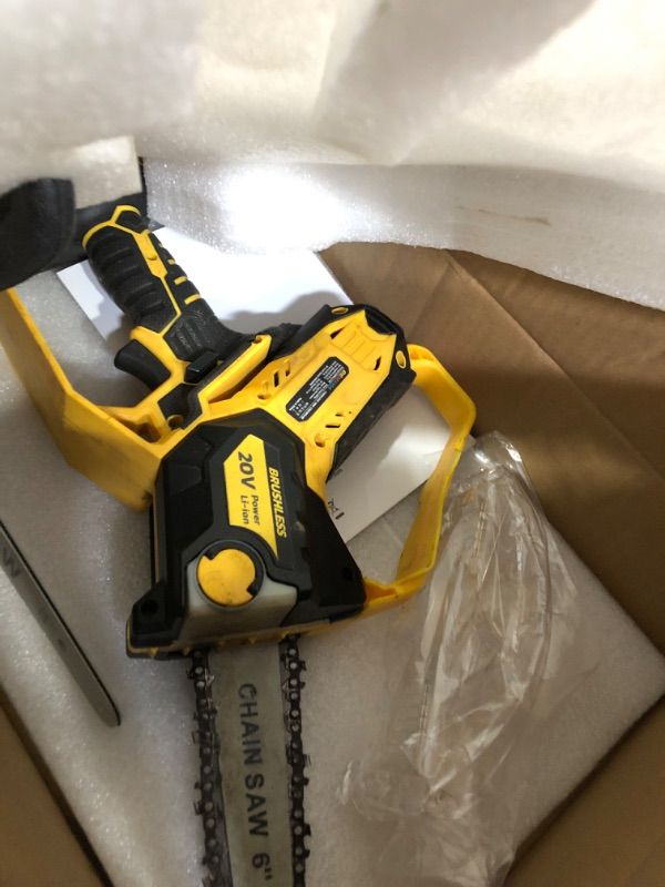 Photo 1 of ***MISSING PARTS***
Mini Chainsaw for Dewalt 20V Max Battery, 8-Inch and 6-Inch 2-IN-1 Cordless Electric Chain saw with Brushless Motor and Auto-Oiler, 800W Hand Mini Chainsaw for Tree Pruning Wood Cutting(No Battery)