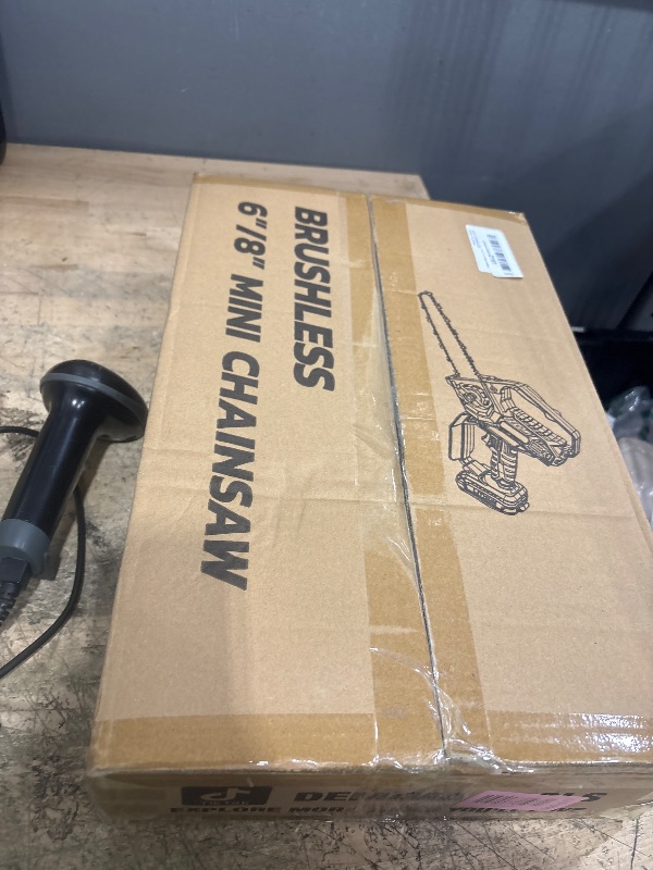 Photo 1 of ***MISSING PARTS***
Mini Chainsaw for Dewalt 20V Max Battery, 8-Inch and 6-Inch 2-IN-1 Cordless Electric Chain saw with Brushless Motor and Auto-Oiler, 800W Hand Mini Chainsaw for Tree Pruning Wood Cutting(No Battery)