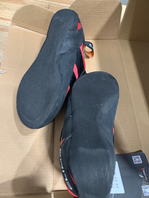 Photo 1 of **ONE HEEL IS DAMAGED**CLIMBX Rave Strap Climbing Shoe, Racing Red
