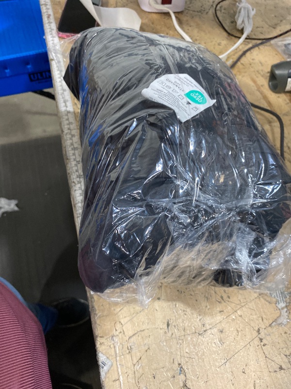 Photo 1 of ** IMAGED USED FOR REFRENCE**

Utopia Bedding Queen Fitted Sheet - Bottom Sheet - Deep Pocket - Soft Microfiber - Shrinkage and Fade Resistant - Easy Care -1 Fitted Sheet Only (Black) 2 PCS