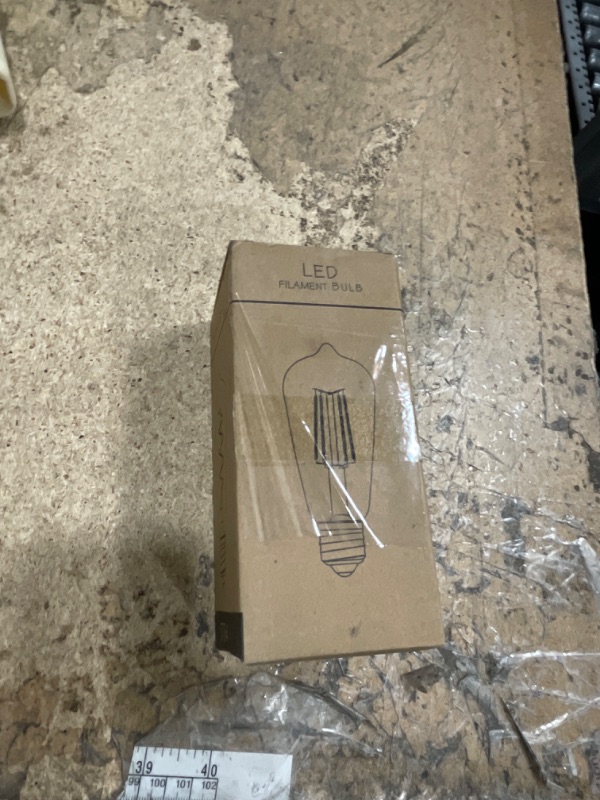 Photo 1 of 12V Edison Bulb 60 watt Equivalent E26 Medium Base 12V LED Light Bulb, AC/DC 12V-36V 6W Warm White 2700K Vintage Low Voltage Bulb for RV, 2 Pack