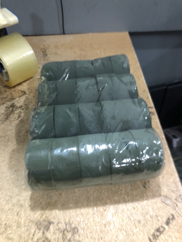View 2 of 20 PCS Round Floral Foam,Green Wet Foam Block,Wet Florist Floral Foam Block Flower Arrangement Supplies for Wedding Aisle Flowers,Party Decoration