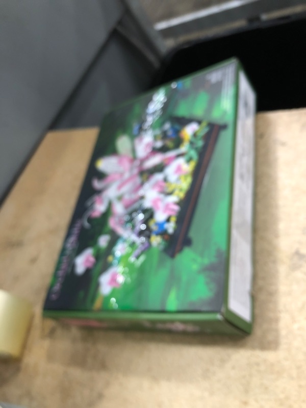 Photo 1 of ***missing parts***Orchid Praying Mantis Flowers Bonsai Building Set, Compatible with Lego Insects Nature Inspired STEM Kit for Adults, Stunning Desk Decor for Home/Office, for Boys Girls Aged 8-16+ 1077PCS