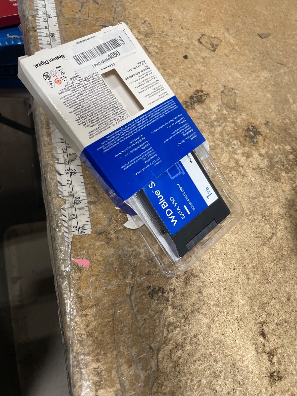 View 2 of *******Non functional parts only********Western Digital 1TB WD Blue SA510 SATA Internal Solid State Drive SSD - SATA III 6 Gb/s, 2.5"/7mm, Up to 560 MB/s - WDS100T3B0A