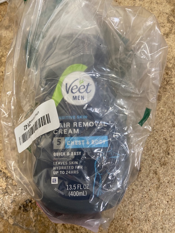 Photo 1 of ***MISSING PARTS***
Veet Hair Removal Cream For Men, 5 Min Sensitive Skin, Hair Removal Gel For Body, Chest & Back, Dermatologically Tested, 13.5 FL OZ w/ Spatula