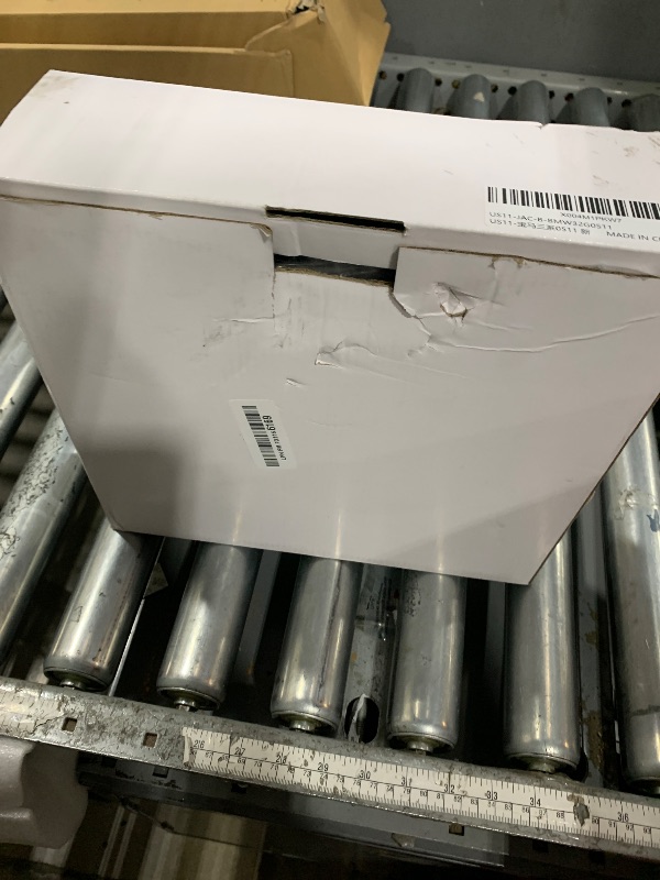 Photo 1 of ***missing hardware***Naifay Android Car Radio for BMW 3 Series 328i 335i 325i (E90/E91/E92/E93) 2005-2011, 9inch Touch Screen for BMW Car Stereo with CarPlay Android Auto Bluetooth GPS WiFi, Support Fiber Optic Model