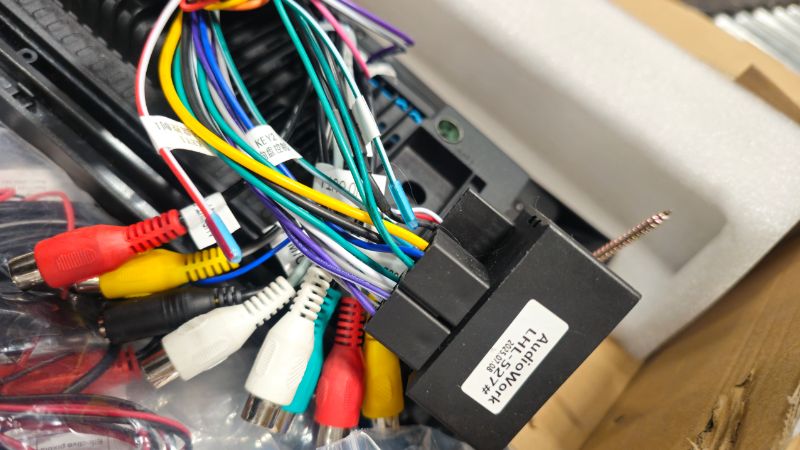 Photo 1 of ***missing hardware***Naifay Android Car Radio for BMW 3 Series 328i 335i 325i (E90/E91/E92/E93) 2005-2011, 9inch Touch Screen for BMW Car Stereo with CarPlay Android Auto Bluetooth GPS WiFi, Support Fiber Optic Model