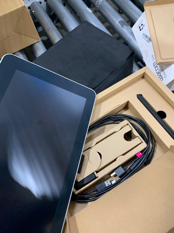 Photo 1 of **CONNECTION ISSUE** Wacom One HD Creative Pen Display, Drawing Tablet with Screen, 13.3" Graphics Monitor; Works with Mac, PC & Chromebook, Photo/Video Editing, Drawing & Education Old Gen (2019)