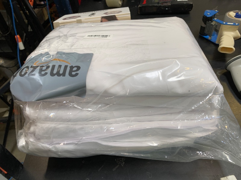 Photo 1 of 10 Pack White Round Tablecloths, 120 Inch Stain Resistant and Wrinkle Polyester Fabric Washable Table Clothes Cover for Kitchen Dining, Wedding, Reception Banquet, Birthday Party, Buffet Restaurant