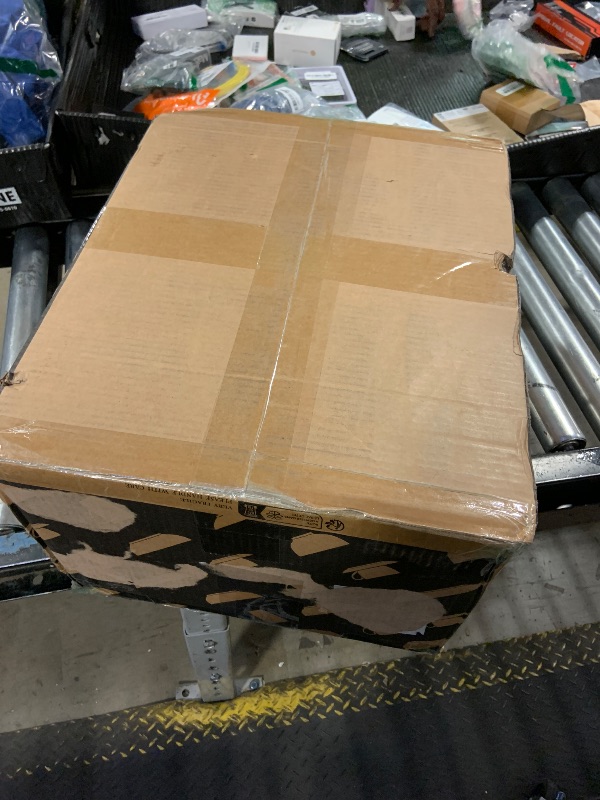 Photo 1 of MALACASA Plates and Bowls Sets, 18 Pieces Christmas Porcelain Dinnerware Set for 6, Ceramic Dishware Dishes Kitchen Dining Ware Set, Microwave and Dishwasher Safe, Series LUNA-Christmas Tree