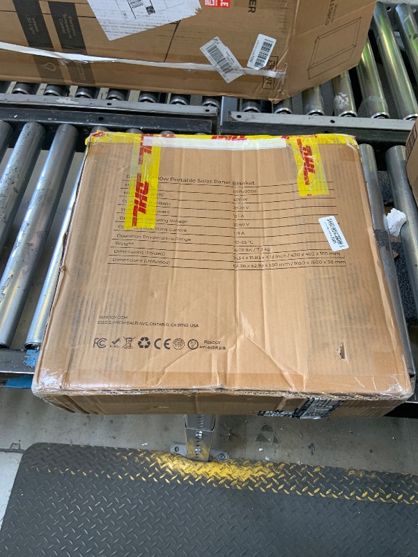 Photo 1 of RENOGY REGO 400W Portable Solar Panel, Renogy Solar Blanket N-Type Foldable Solar Panel, 25% High Efficiency, Lightweight Solar Panel Charger for Camping, RV, Marine, SUV, Off Grid Applications