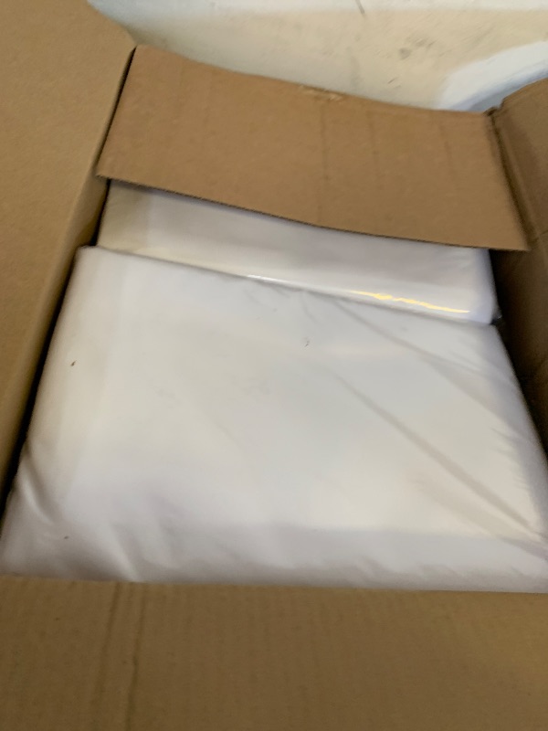 Photo 1 of Fokitut 6 Pack Round Tablecloth, 132 Inch, Stain Resistant and Wrinkle Polyester Table Cloth, Fabric Table Cover for Kitchen Dining, Wedding, Party, Holiday Dinner-White