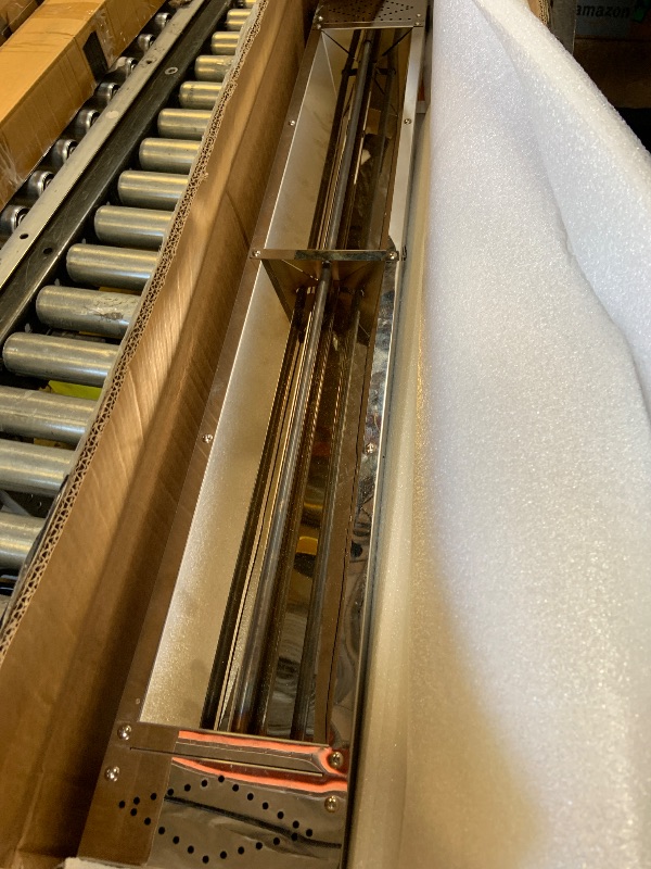 Photo 1 of PYY Electric Strip Heater 42 Inch Food Heat Lamp Commercial Grade Infrared Food Warmer, Pass-Through Stations Heating, Stainless Steel Food Warming Light for Cafeteria Restaurant Kitchen, 850W