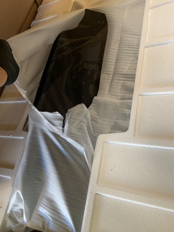 Photo 1 of Samsung 50-Inch Class Crystal UHD U8000F 4K Smart TV (2025 Model) Endless Free Content, Crystal Processor 4K, MetalStream Design, Knox Security, Alexa Built-in