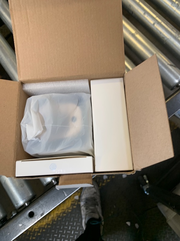 Photo 1 of ?Auto Focus&1080P?Magcubic Mini Smart Projector with 4K Support, Portable Projector with Wifi and Bluetooth, 5W Speaker, Built in Apps, Voice Control, Outdoor Movie Projector