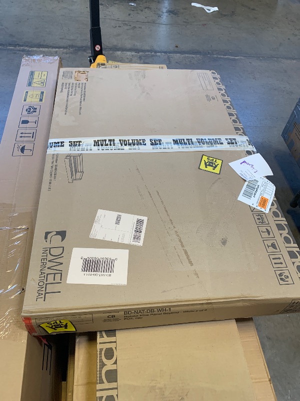 Photo 1 of Natalie Pine Panel Daybed (White)