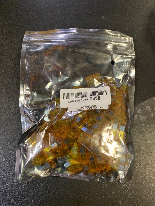 Photo 1 of (80Pcs) 5 Amp Standard Fuse, 5A Car Blade Fuses for Car/RV/Truck/SUV/Motorcycle/Boat