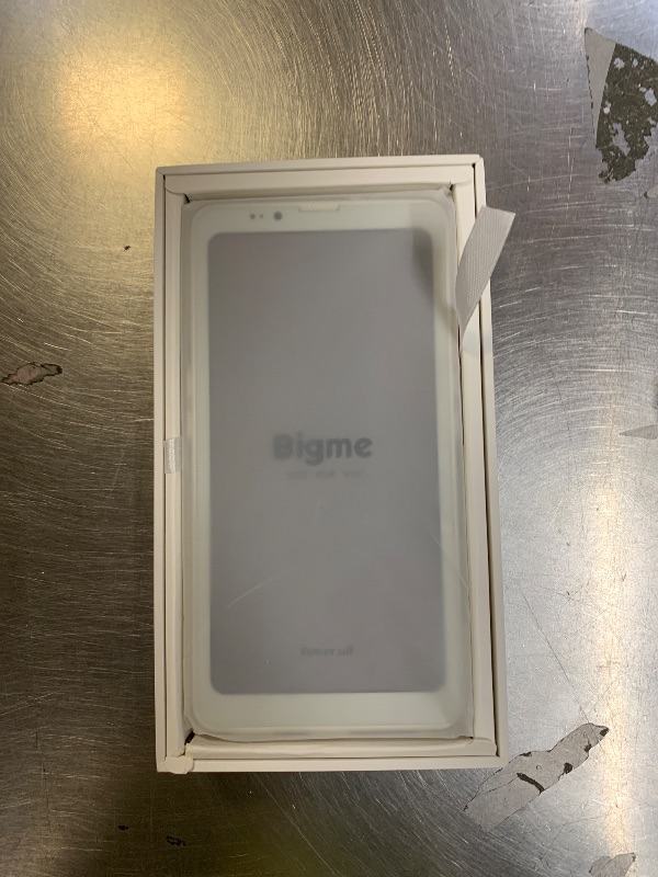 Photo 1 of Bigme HiBreak Pro Color 6.13" ePaper E-Ink Phone with Fingerprint Unlock, NFC, 8GB+256GB, eBook Readers Android E Ink eReader Mobile Phone with Android 14, 5G Dual SIM, 300PPI, Long Battery Life White