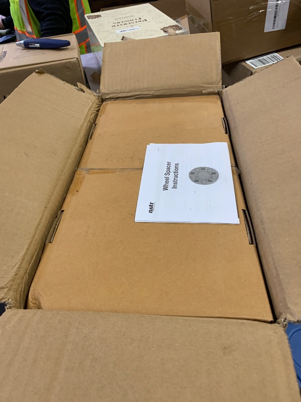 Photo 1 of Orion Motor Tech 6x5.5 Wheel Spacers 1.25in Blue Wheel Spacer Kit Compatible with FJ Cruiser Tacoma 4Runner Tundra, 6x139.7mm Hub Centric Wheel Spacers 106mm Bore with 12x1.5 Studs, Set of 4