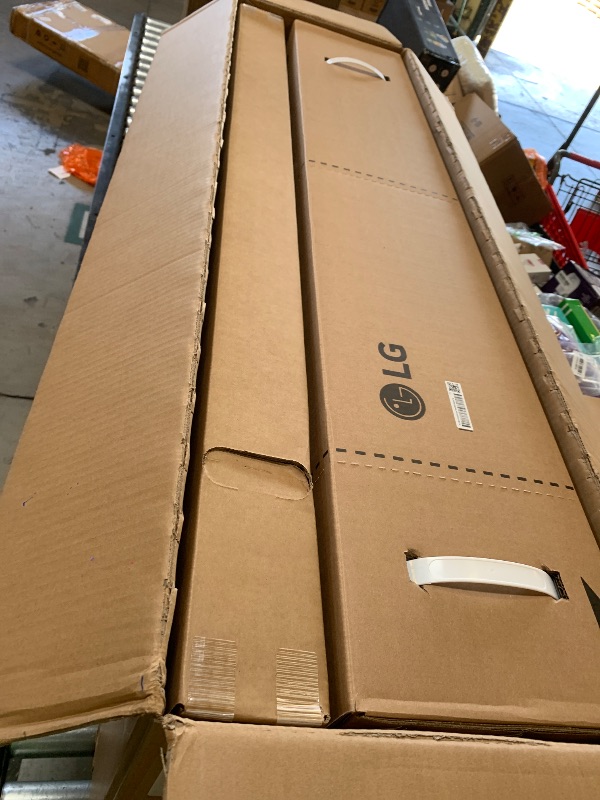 Photo 1 of LG Smart Monitor Swing 32U889SA-W 32-Inch 4K UHD (3840x2160) IPS Touchscreen on a Fully Adjustable Wheeled Base HDR10, webOS, Built-in Speaker, HDMI, USB Type-C, Tilt/Height/Swivel/Pivot Stand, White