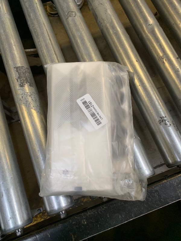 Photo 1 of (200Pcs)100pcs Translucent Plastic Bags/Bakery Bags with 100pcs Hand made Stickers for Cookie Cake Chocolate Candy Snack Wrapping Good for Bakery Party Supplies