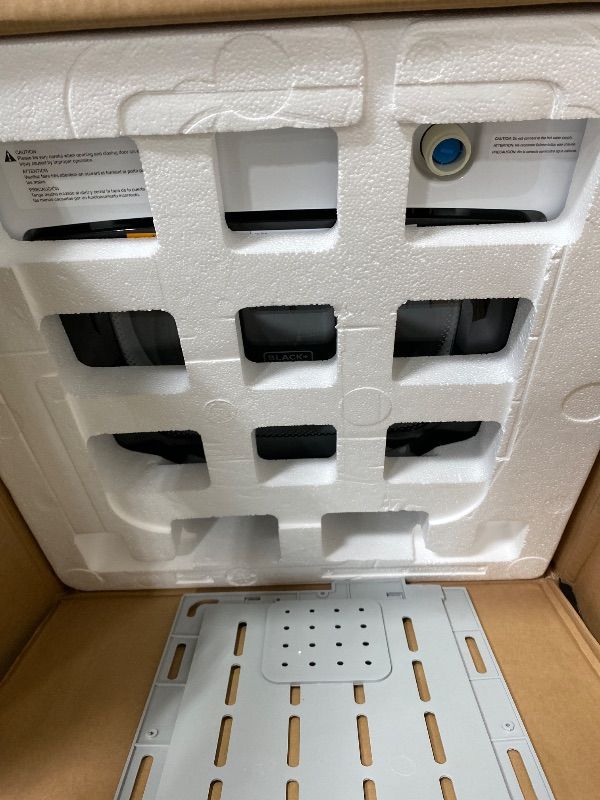 Photo 5 of BLACK+DECKER 0.9 Cu. Ft. Portable Washer, 6.6 lb. Capacity Washing Machine for Homes & Apartments, 5 Wash Cycles, Quick Connect Sink Adapter and Drain Hose Included, Transparent Lid, BPWM09W, White