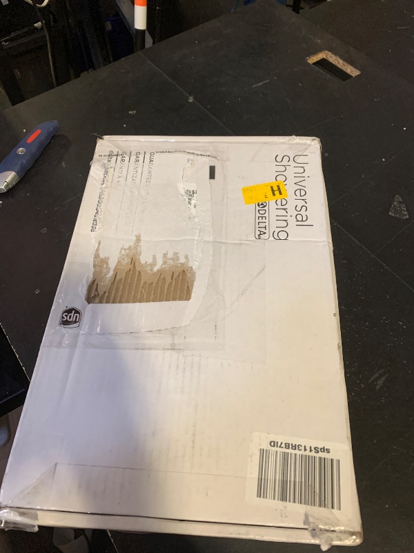 Photo 1 of Delta 75527 Universal Showering 1.75 GPM Single Function Modern Rain Shower Head and Hand Shower Combo with Adjustable Extension Arm and Touch-Clean Nozzles - Matte Black