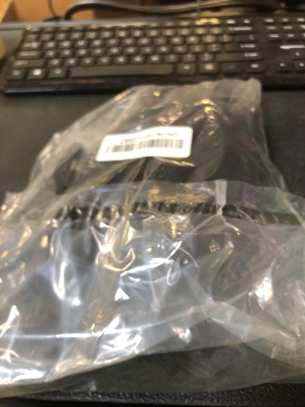 Photo 1 of MetroTesco Rechargeable Electric Heated Gloves with Soft Warm Fleece & Display, Anti-Slip Grip, Perfect for Outdoor Work/Skiing/Hunting/Cycling, Christmas