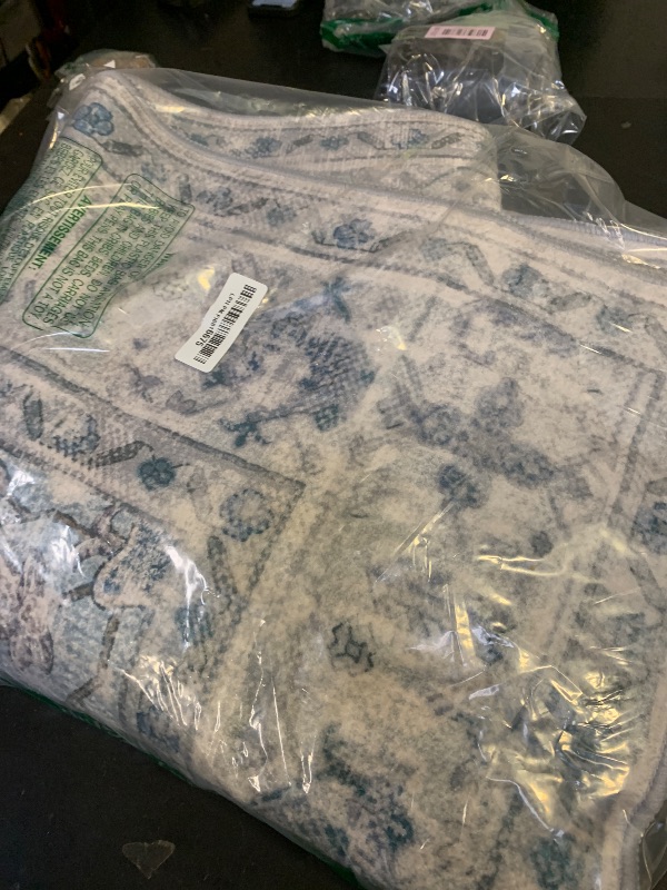 Photo 1 of RELEANY Vacuum-Friendly Area Rugs 5'x7' Machine Washable, Non-Slip, Floral Vintage Distress Print Pattern Medallion Carpet for Living Room Bedroom Light Blue Navy Beige Gray White