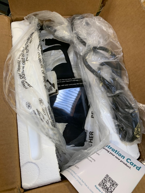 Photo 1 of Aeitto Ice Maker Countertop 26lbs/24H, Ice Machine 8 Ice Cubes Ready in 6 Mins, 2 Sizes of Bullet Ice Portable Ice Makers with Basket & Scoop, Auto Self-Cleaning for Home/Kitchen/Office Stainless