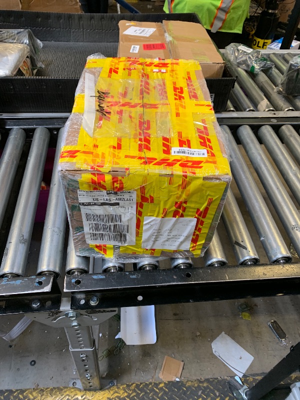 Photo 1 of uwant Portable Carpet Cleaner with Steam& Heating System 18Kpa Powerful Suction Carpet Cleaner with 4 Cleaning Tools& Solution 2 in 1 Upholstery Cleaner Steam Cleaner for Pets, Car (Old version)