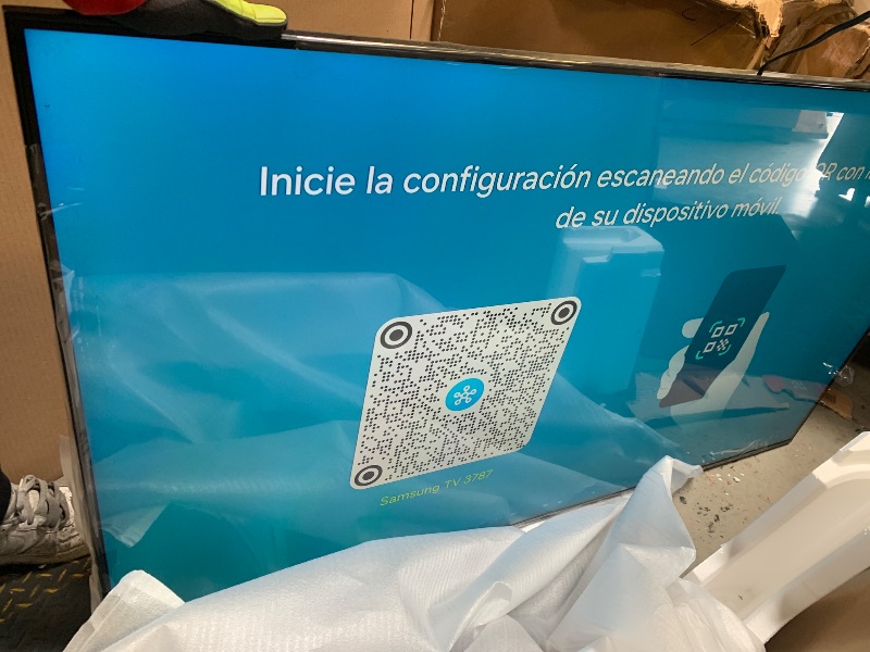 Photo 1 of samsung QLED 65 inch 